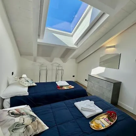 Apt. Aries - Penthouse Appartement Menaggio
