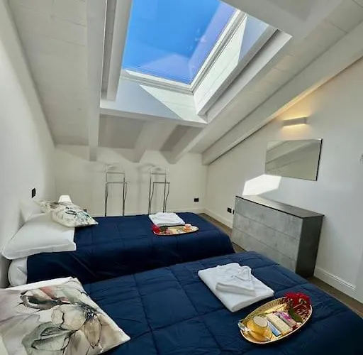 Apt. Aries - Penthouse Daire Menaggio